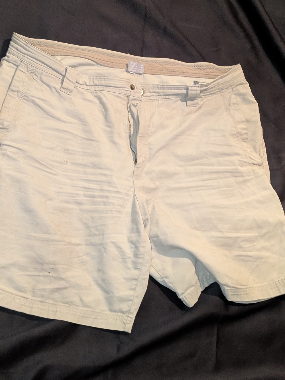Columbia Men's Cream Casual Shorts